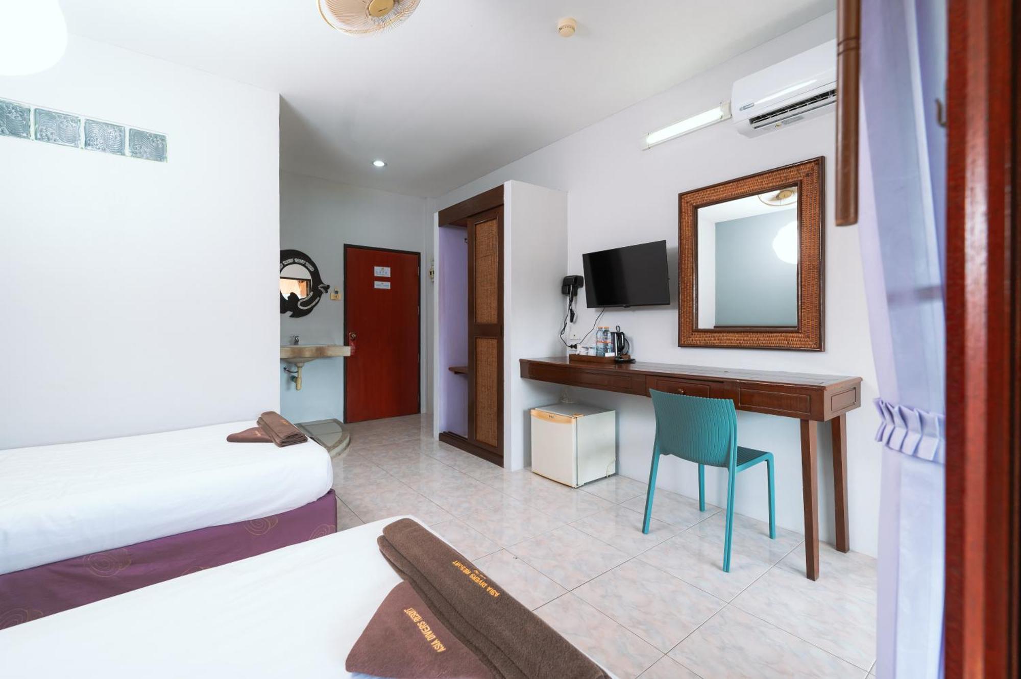 Asia Divers Resort Koh Tao Exteriör bild
